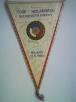 /album/fotogaleria-1980/a1980-cssr-holandsko-me-podpisy-jpg/